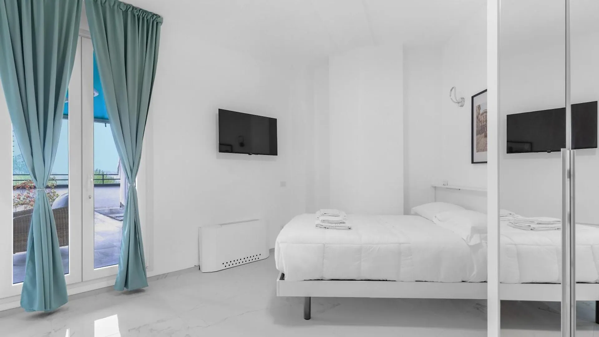 Ponale Suites Foresteria Lombarda Milano Hotel